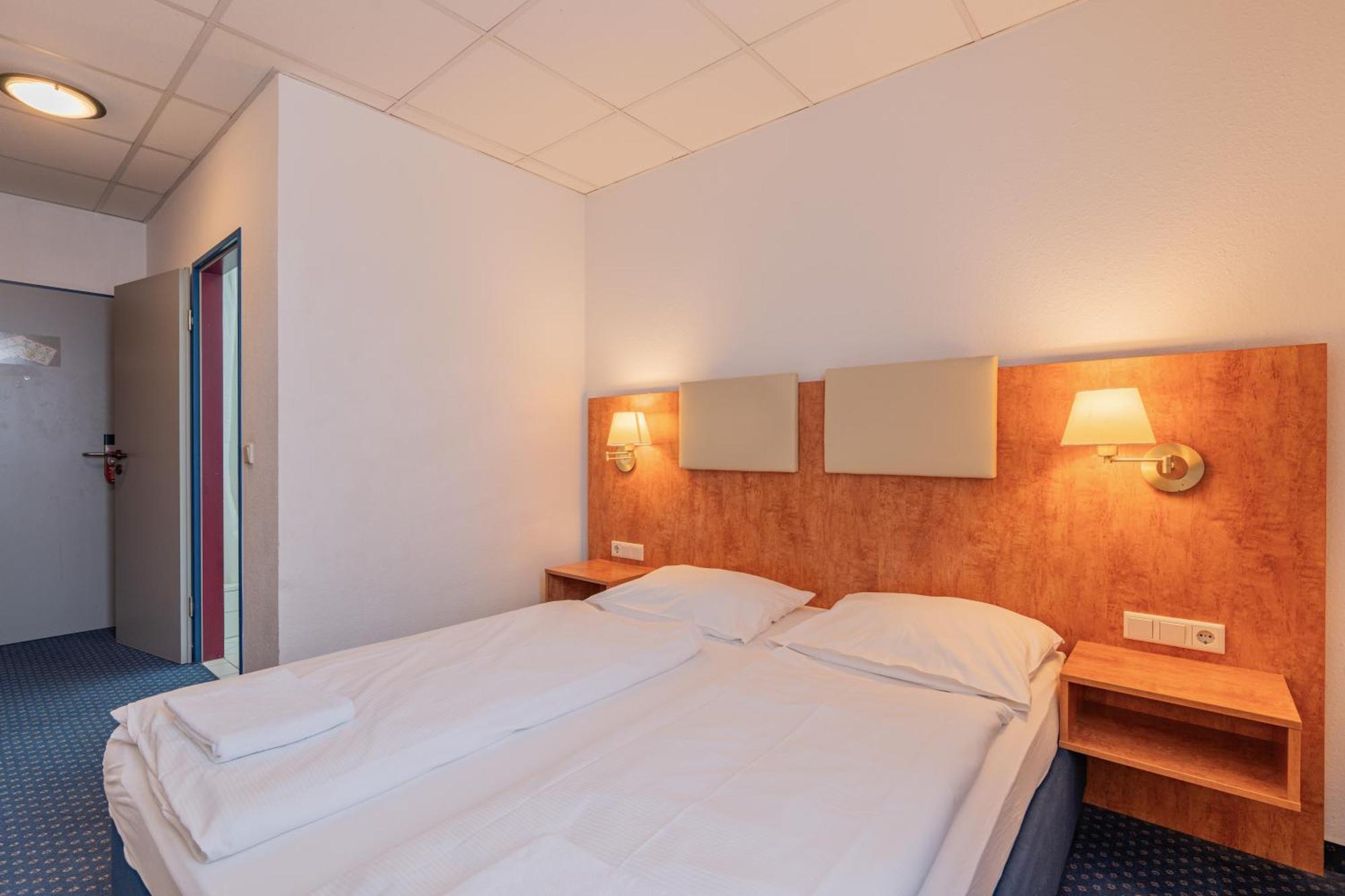 Euro-Hotel Kappel-Grafenhausen Kültér fotó